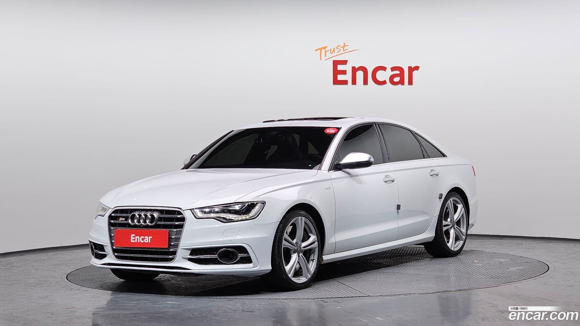 Main__Slider__Photo:S6 Audi 2014.9-0