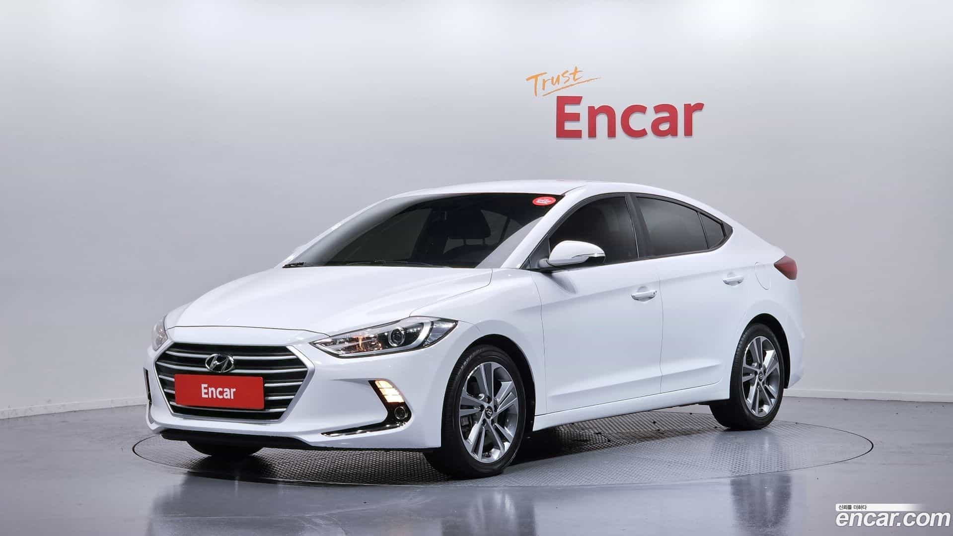 AVANTE Hyundai 2018.3-OUTER-001