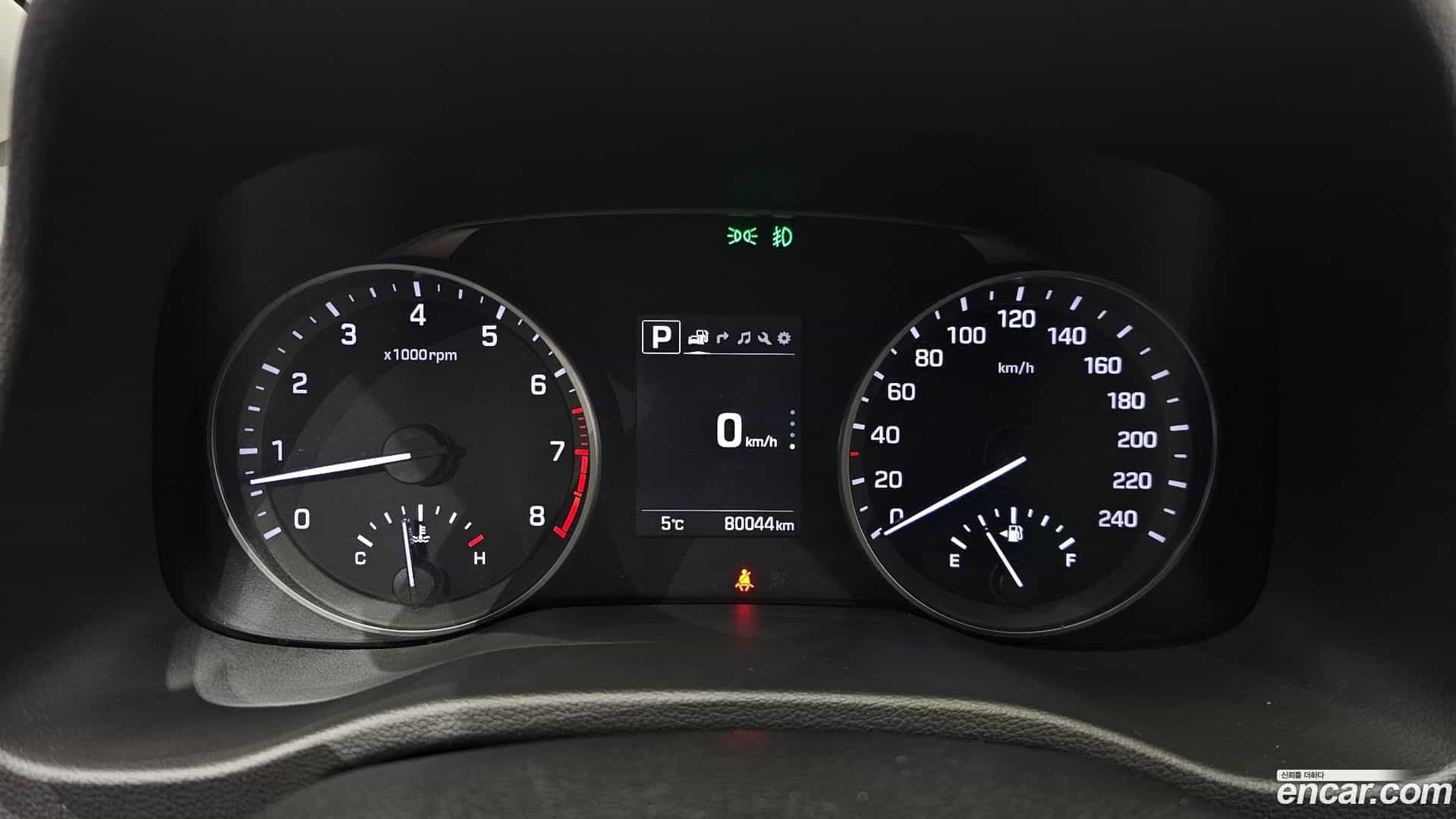 AVANTE Hyundai 2018.3-INNER-008