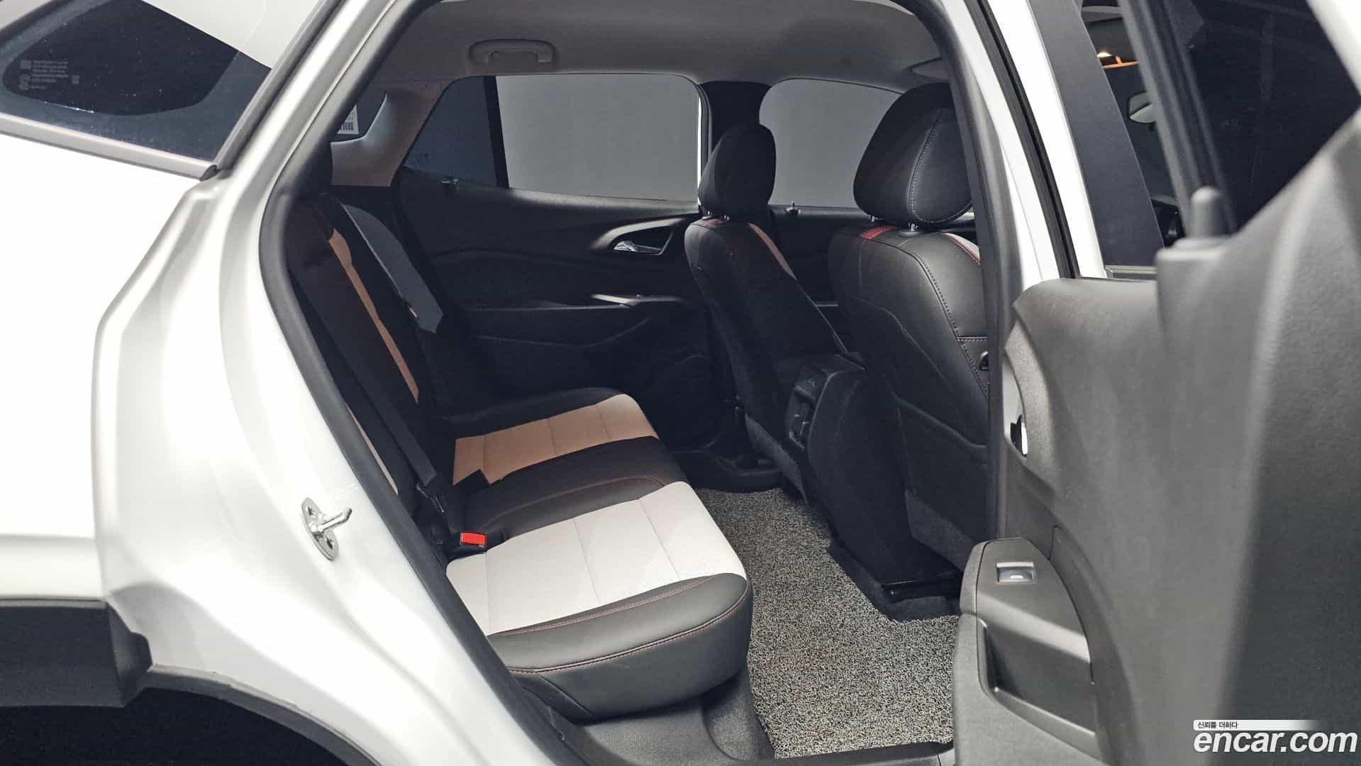 Trax Chevrolet 2024.3-OPTION-016