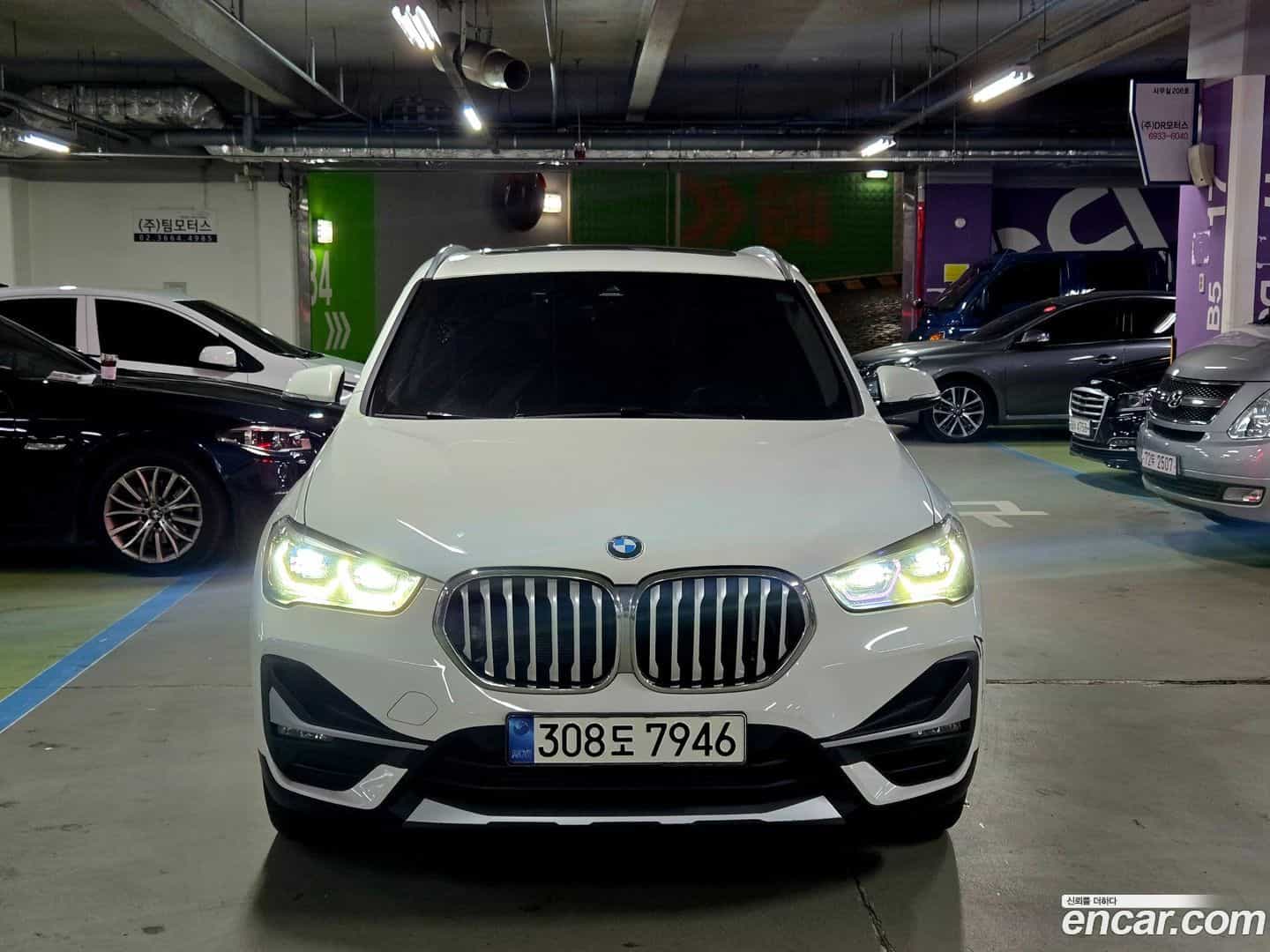 X1 BMW 2021.1-OUTER-001