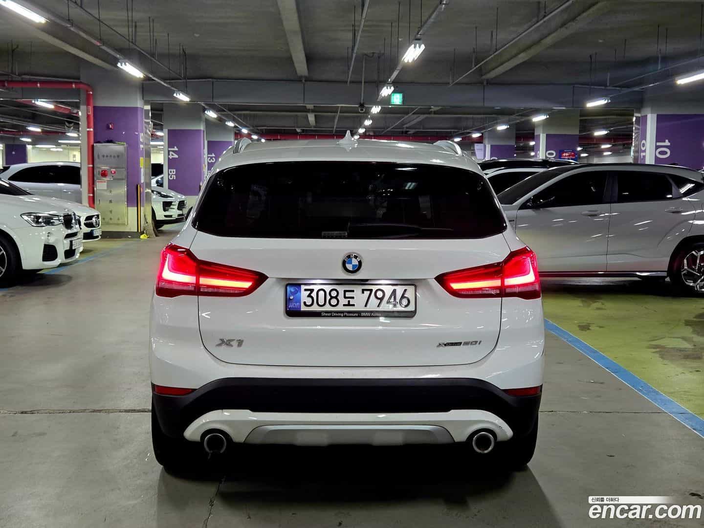 X1 BMW 2021.1-OUTER-002