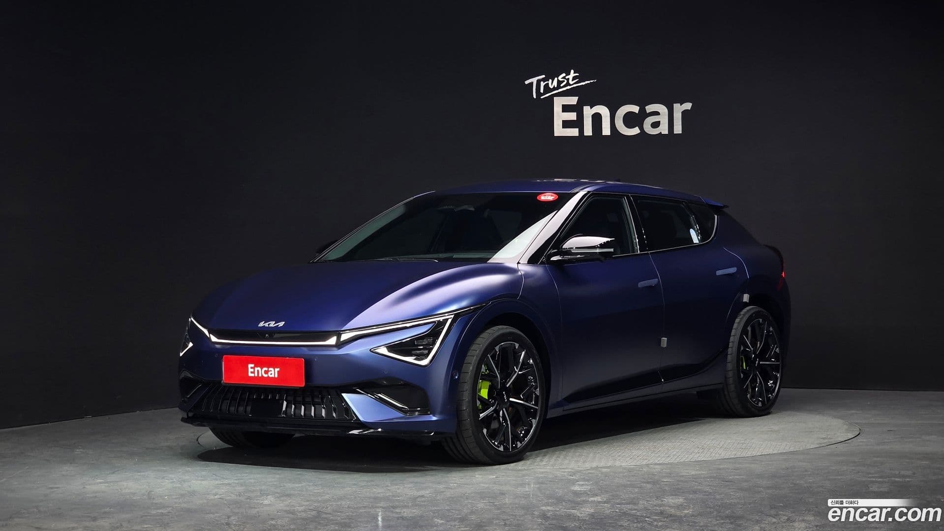 Main__Slider__Photo:EV6 Kia 2025.2-0