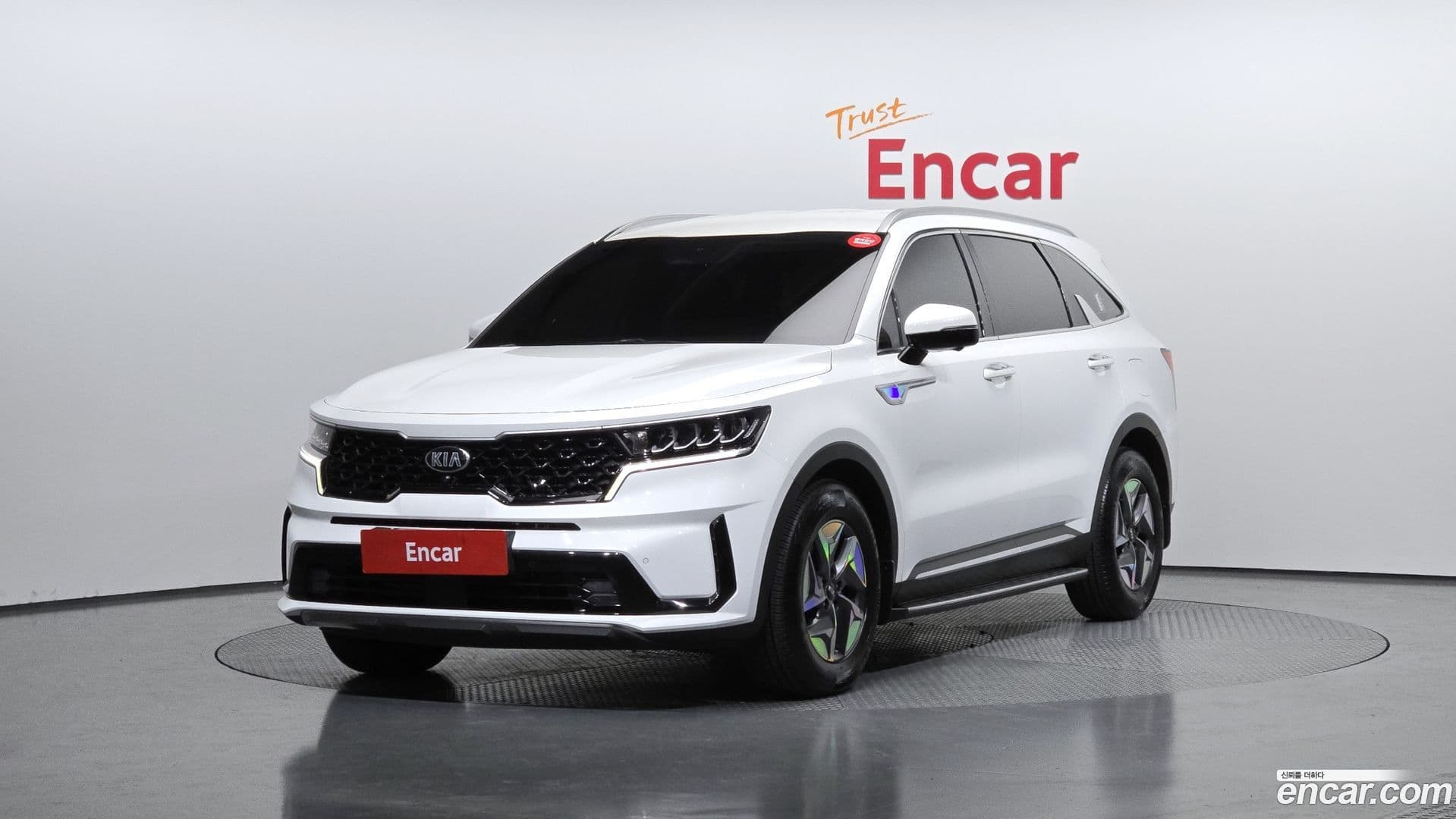 Main__Slider__Photo:Sorento Kia 2020.10-0