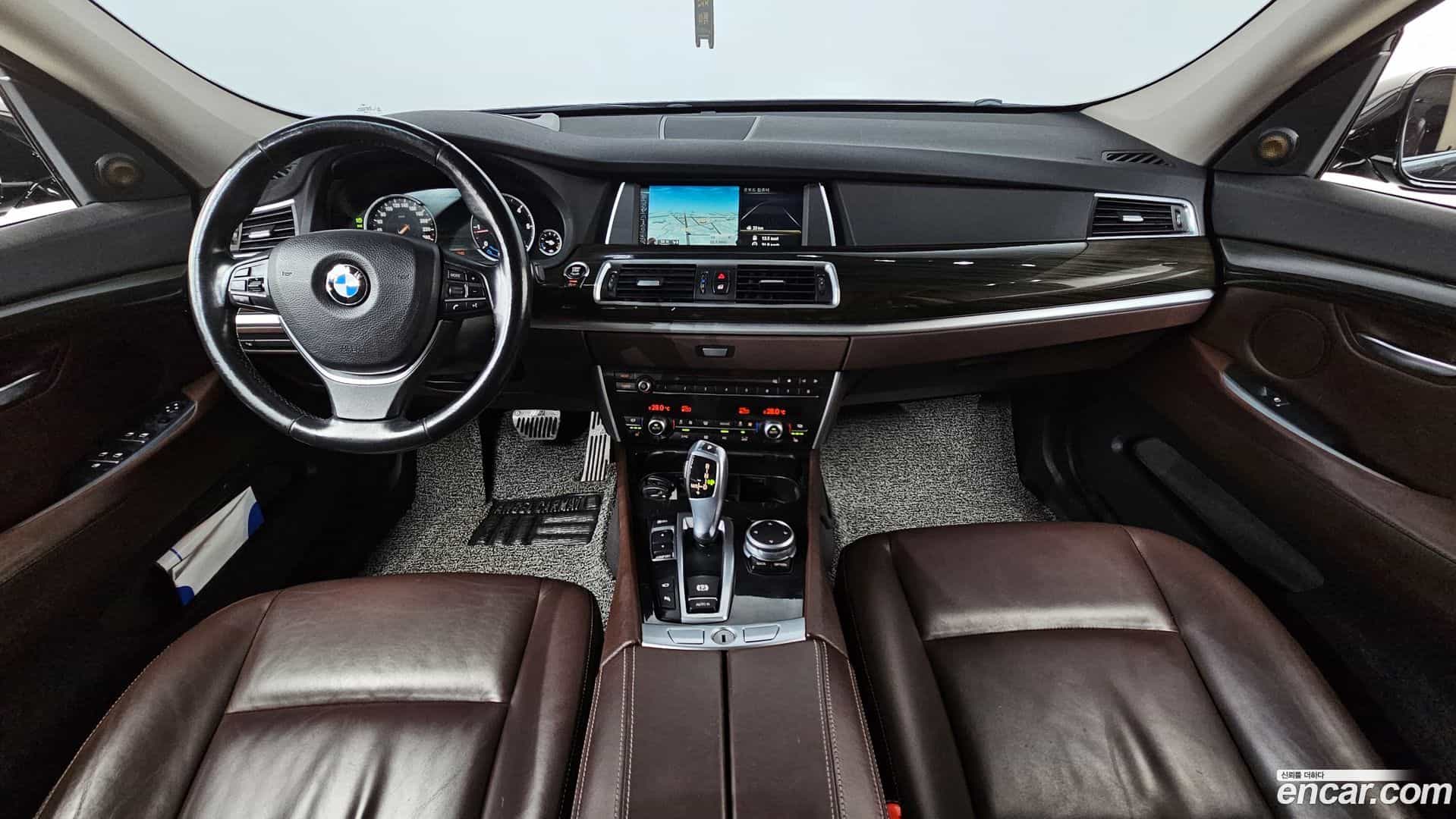 Gran Turismo BMW 2015.11-INNER-007