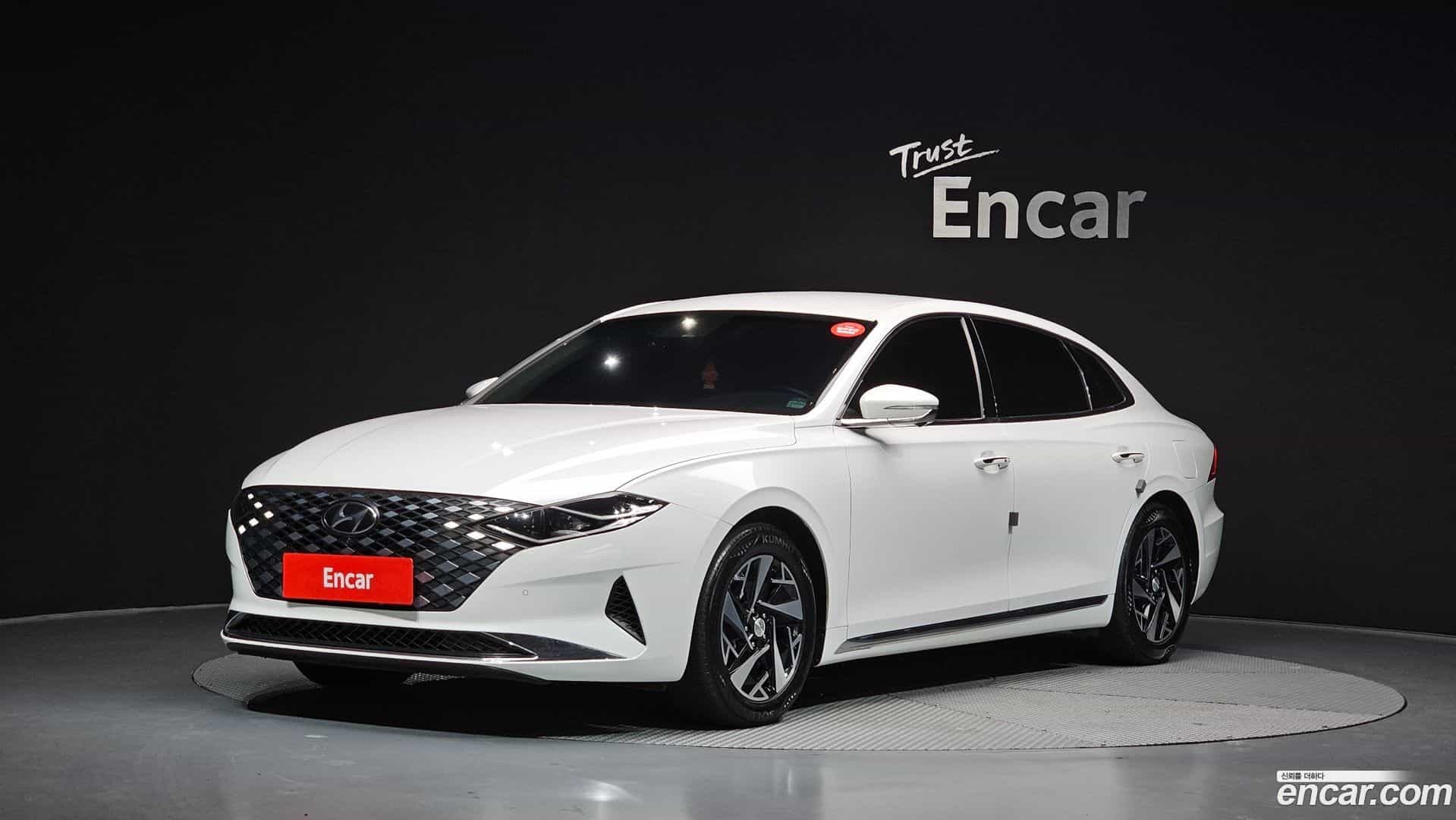 Grandeur Hyundai 2021.1-OUTER-001