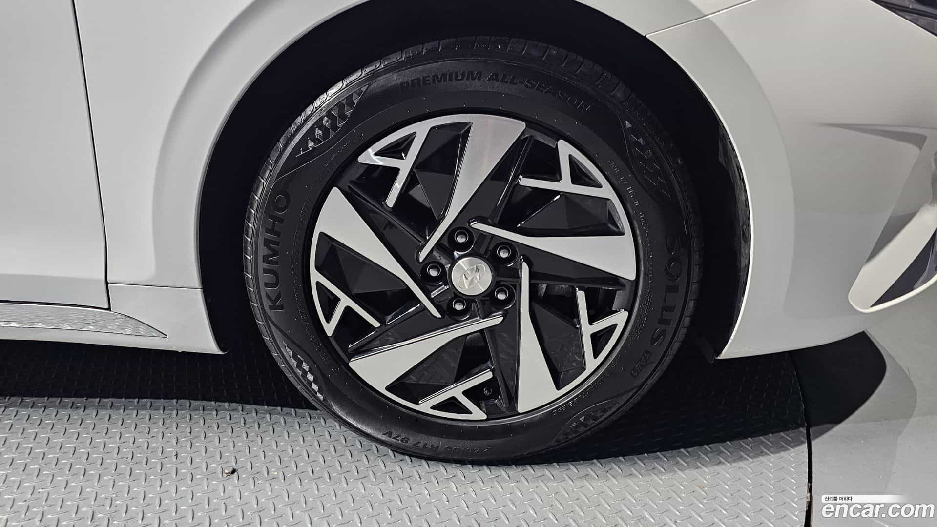 Grandeur Hyundai 2021.1-OUTER-005