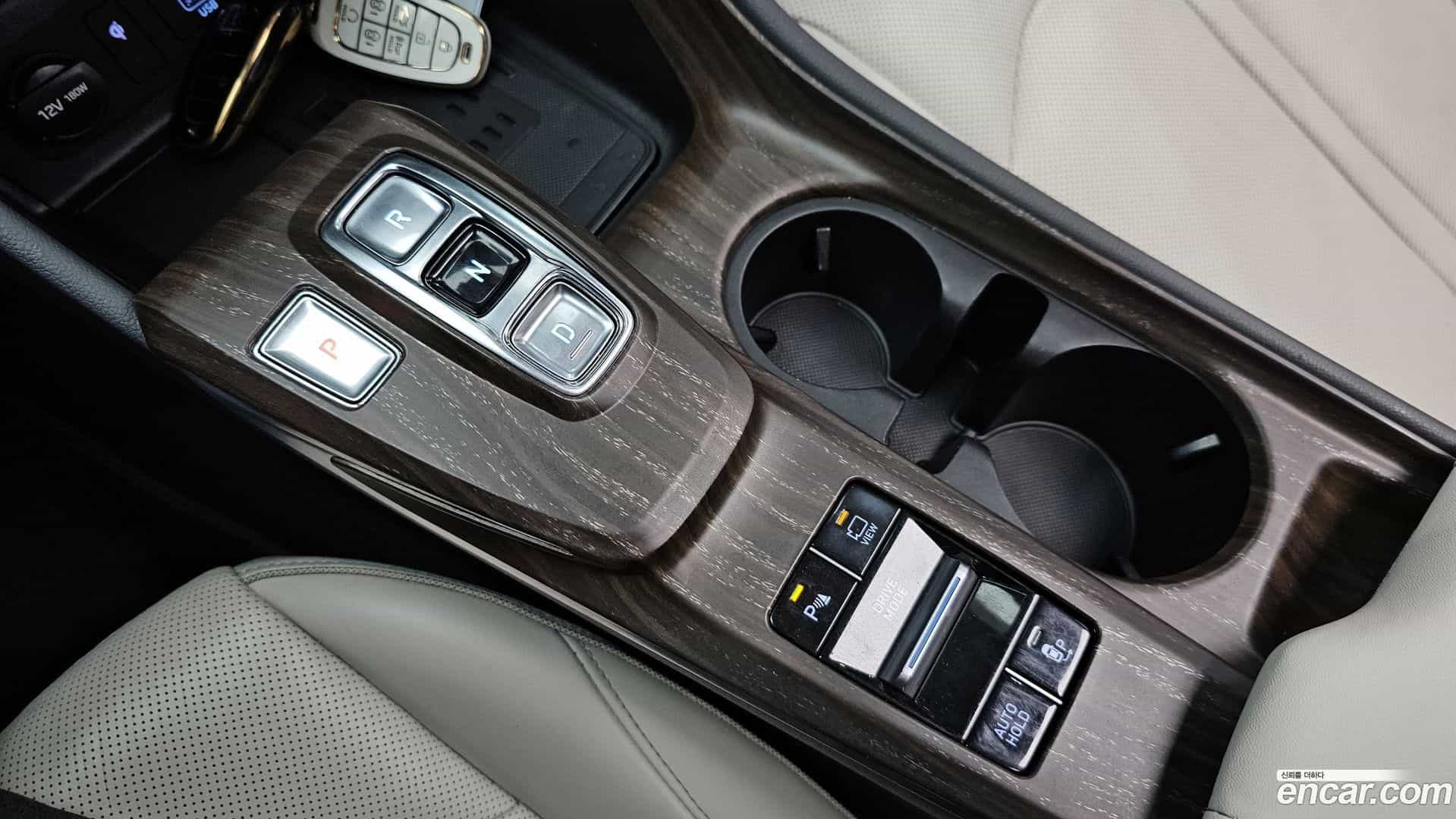 Sonata Hyundai 2019.4-INNER-009