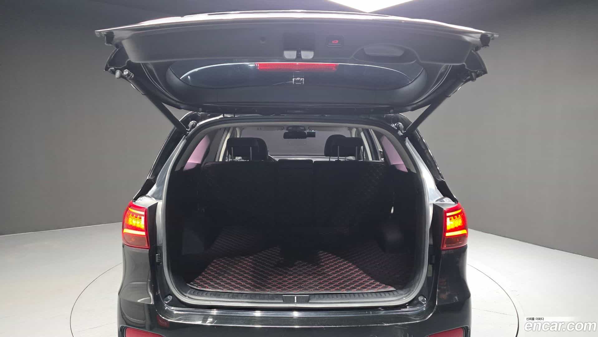 Sorento Kia 2020.2-OPTION-024