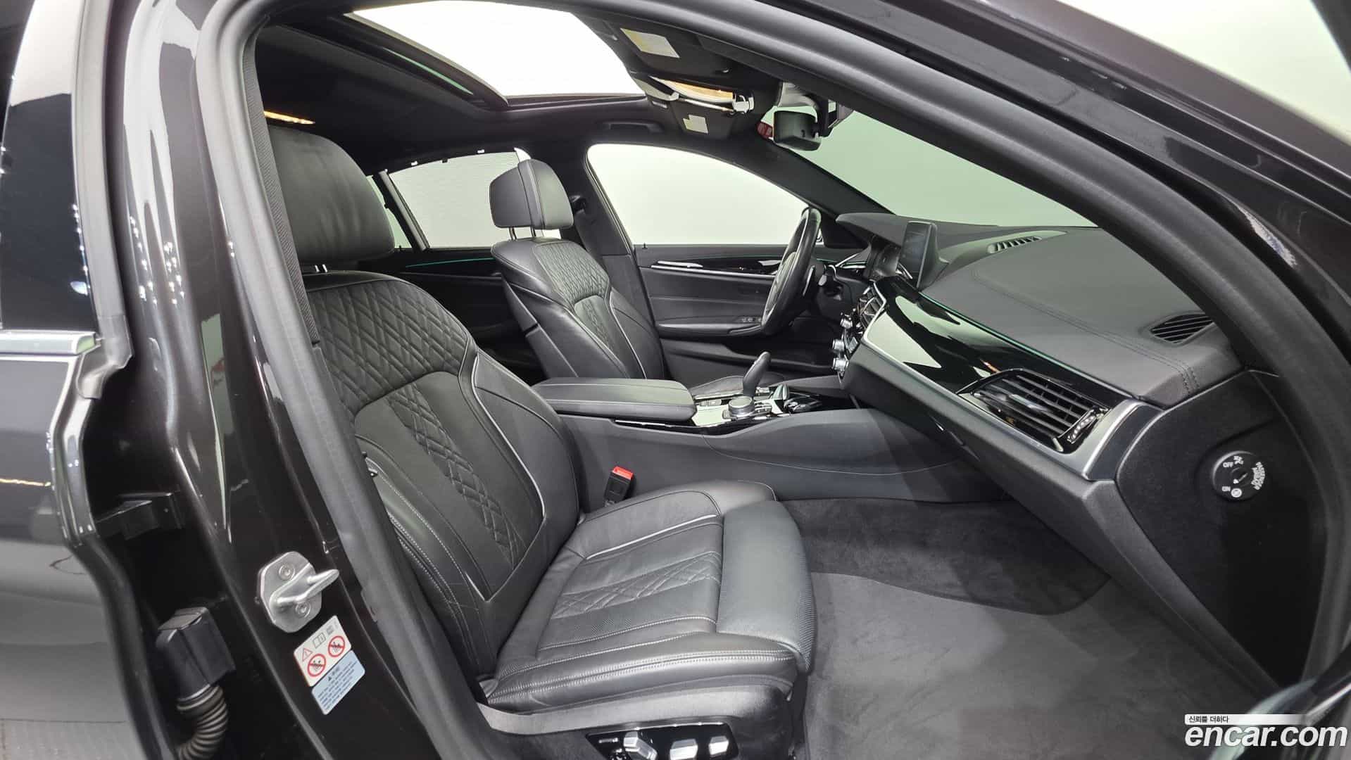 5-Series BMW 2020.2-INNER-010