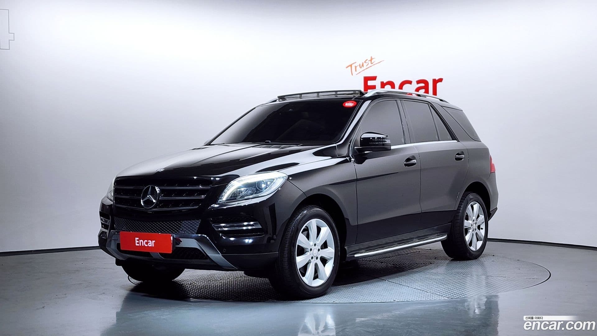 Main__Slider__Photo:M-class Mercedes-Benz 2015.6-0