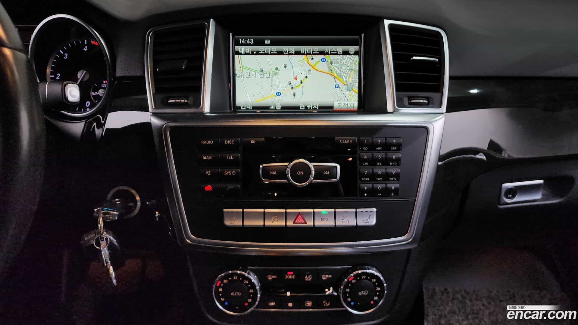 M-class Mercedes-Benz 2015.6-OPTION-019