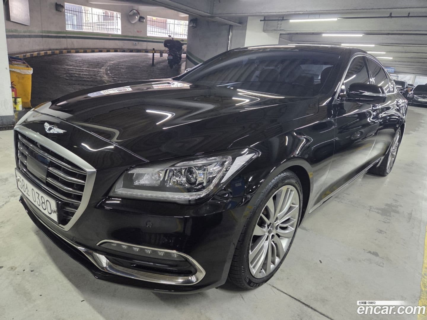 Main__Slider__Photo:G80 Genesis 2016.10-0