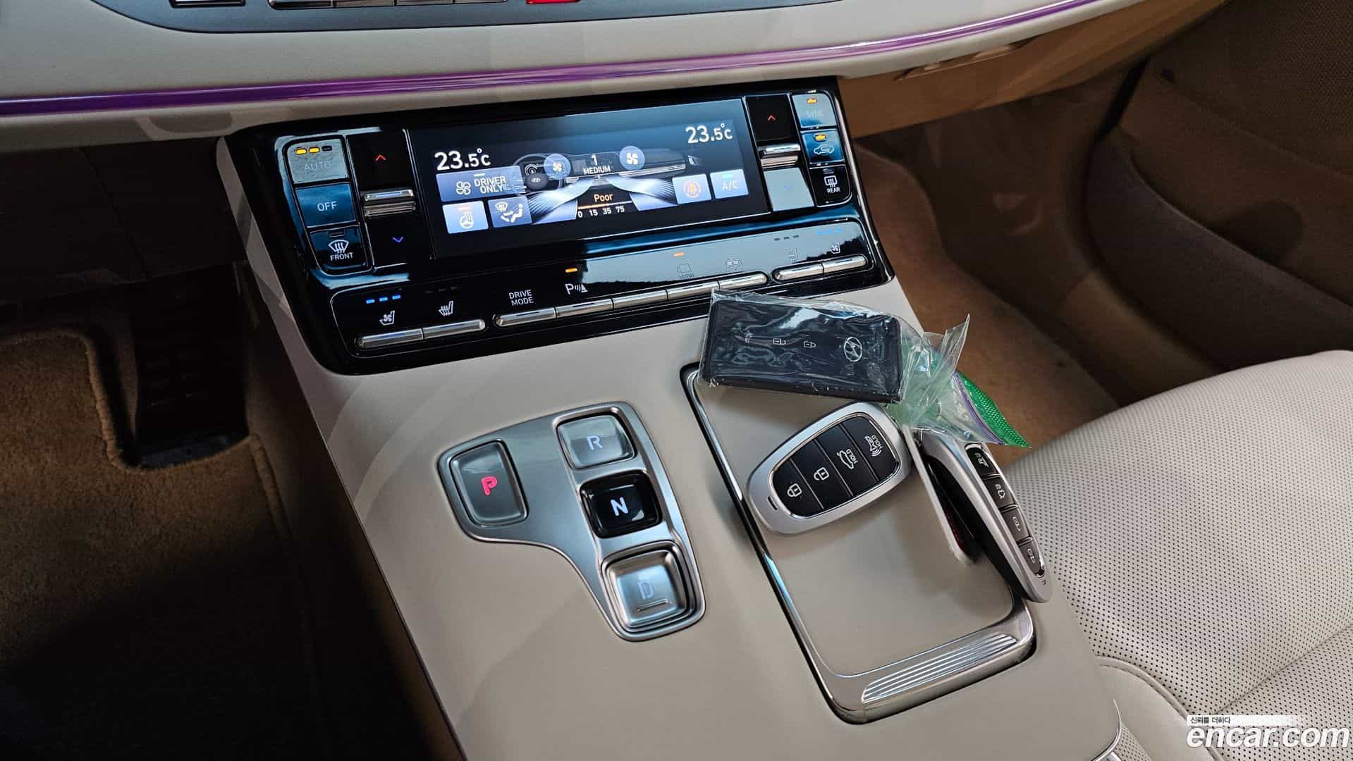 Grandeur Hyundai 2019.11-INNER-009