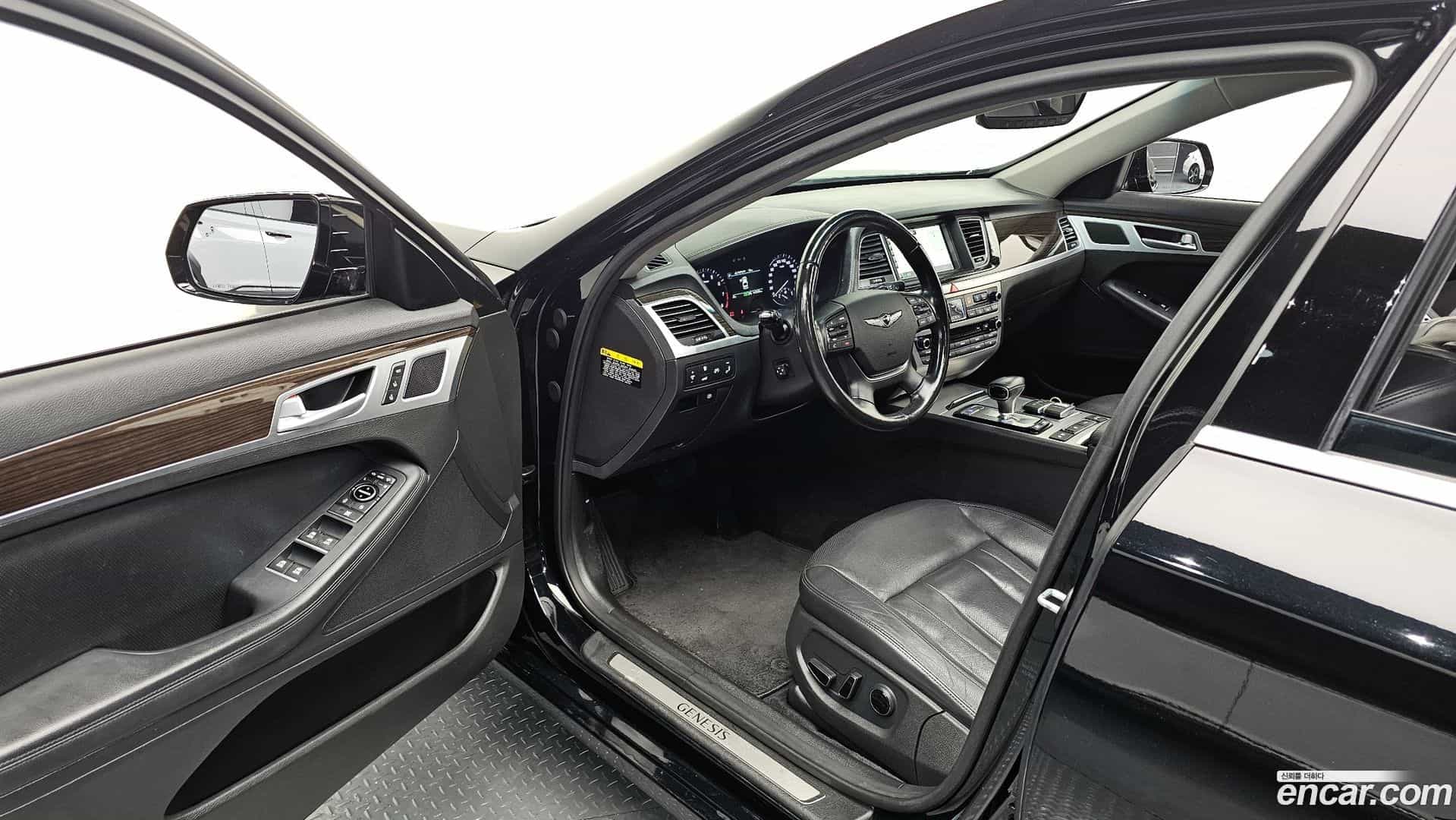 G80 Genesis 2017.1-OPTION-015