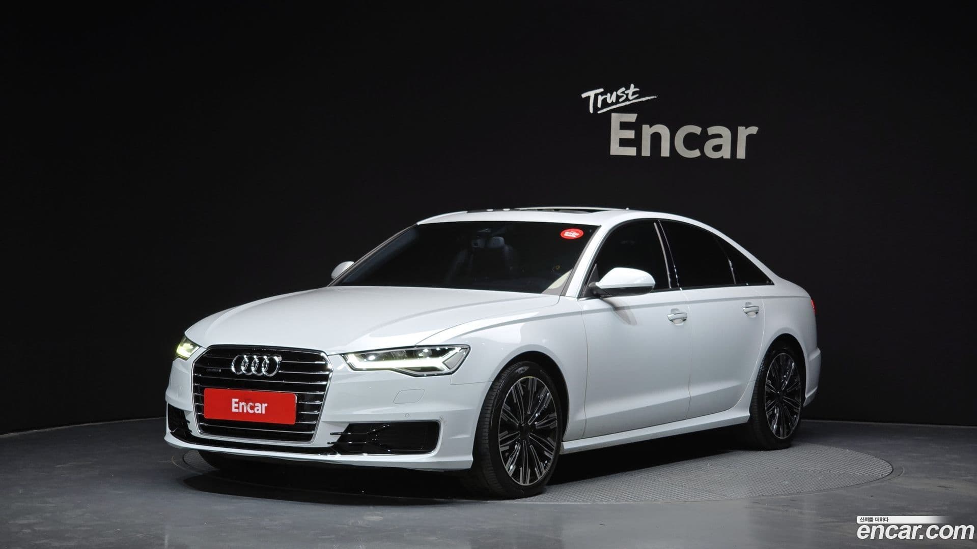 Main__Slider__Photo:A6 Audi 2015.8-0