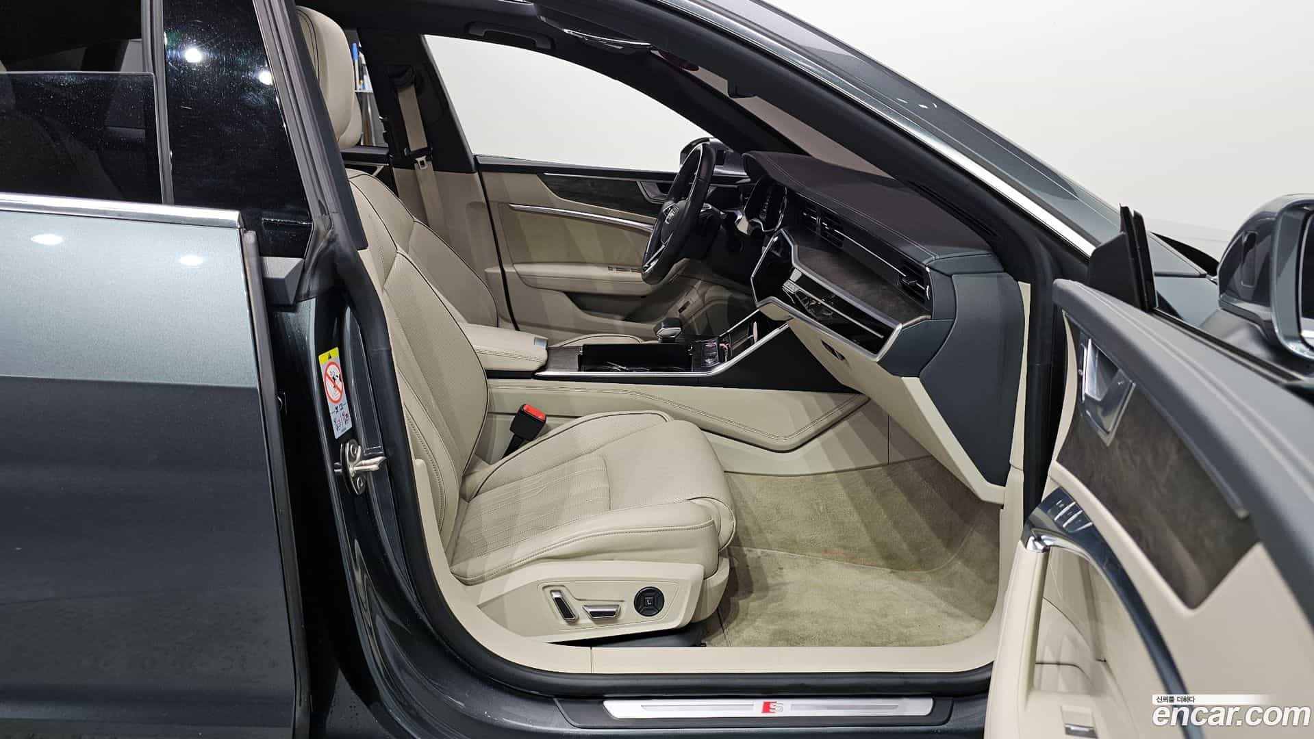 A7 Audi 2020.4-OPTION-015