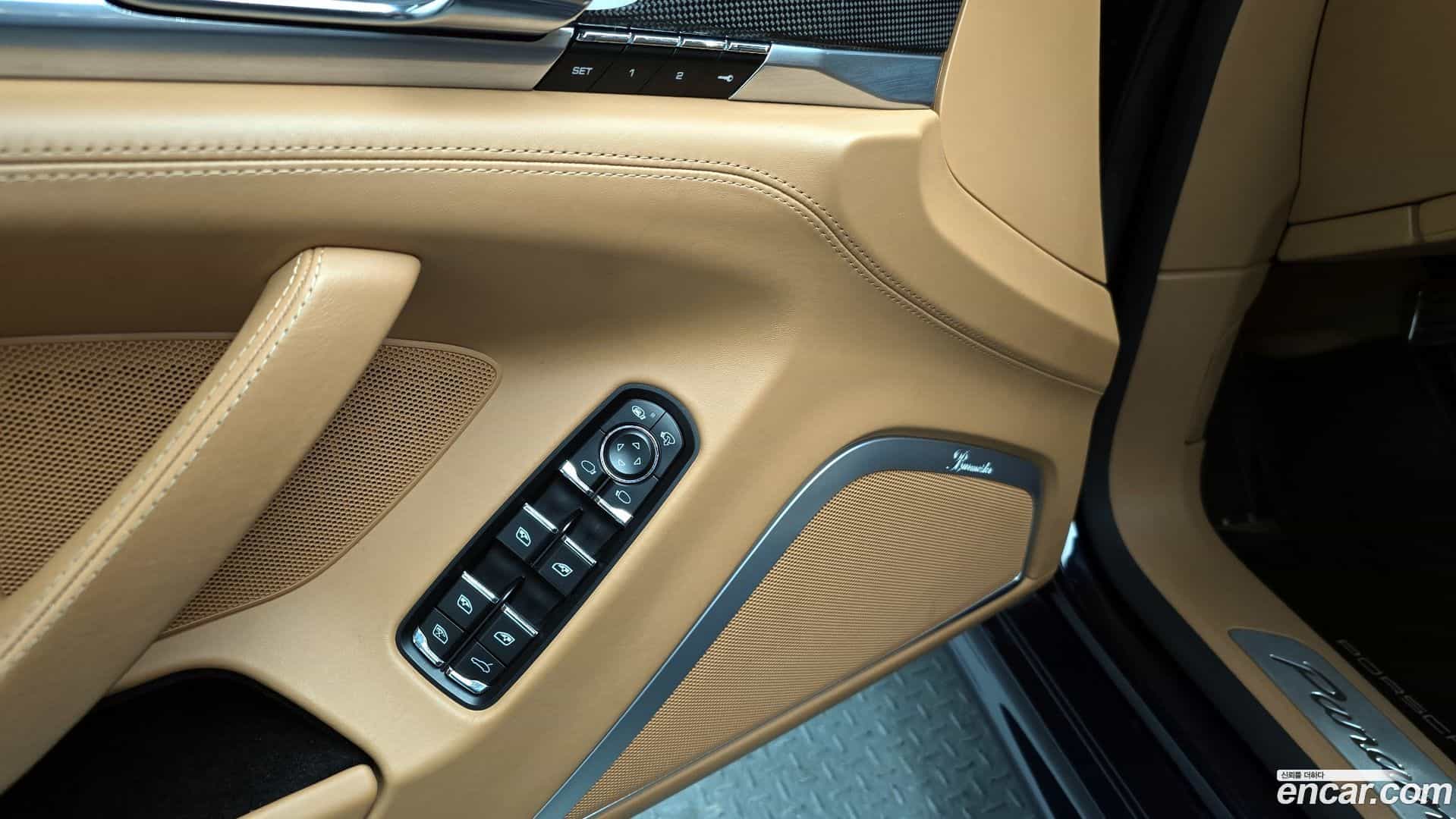 Panamera Porsche 2015.8-OPTION-021