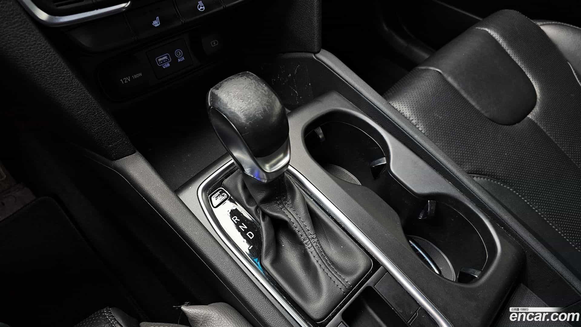 Santafe Hyundai 2020.4-INNER-009