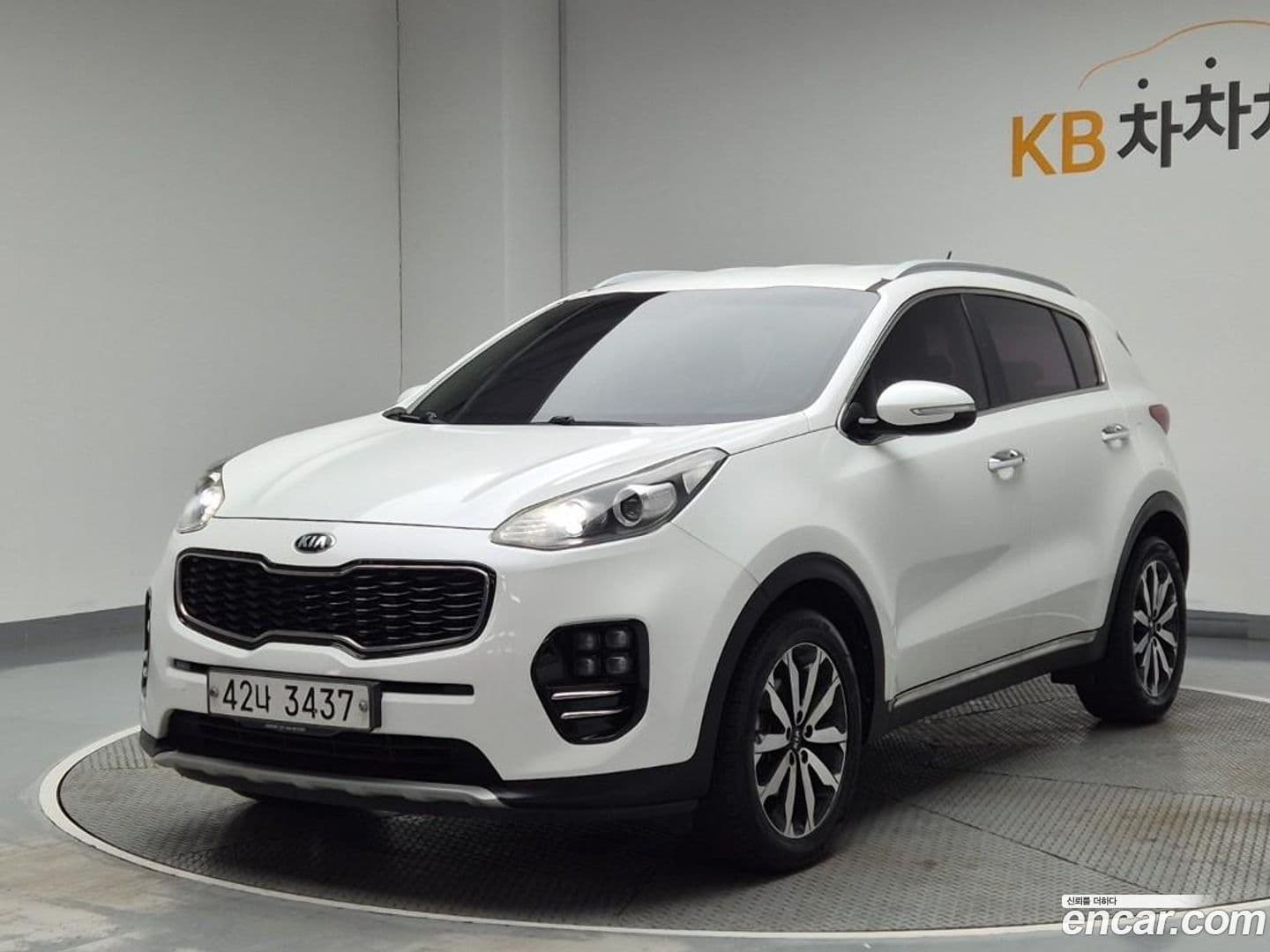 Main__Slider__Photo:Sportage Kia 2017.8-0