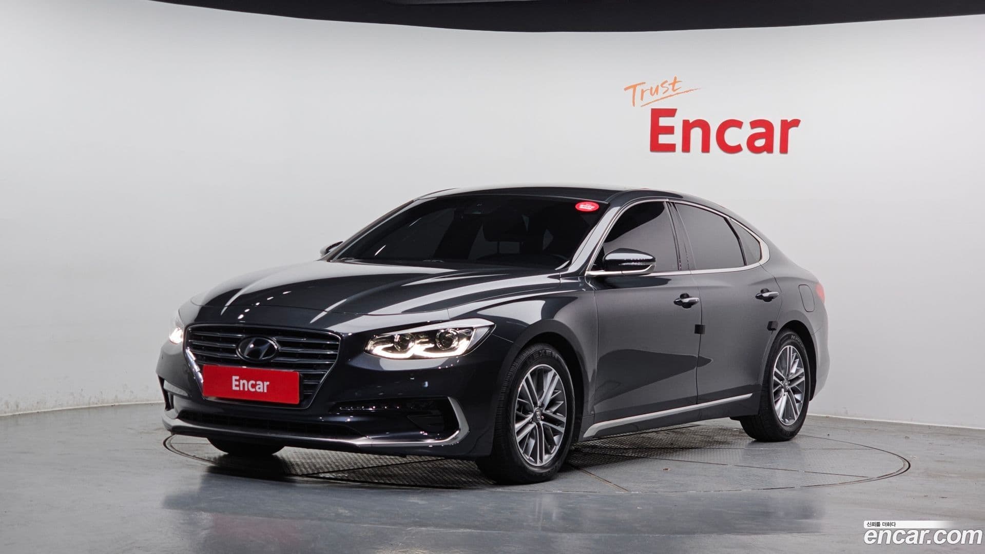 Main__Slider__Photo:Grandeur Hyundai 2019.0-0