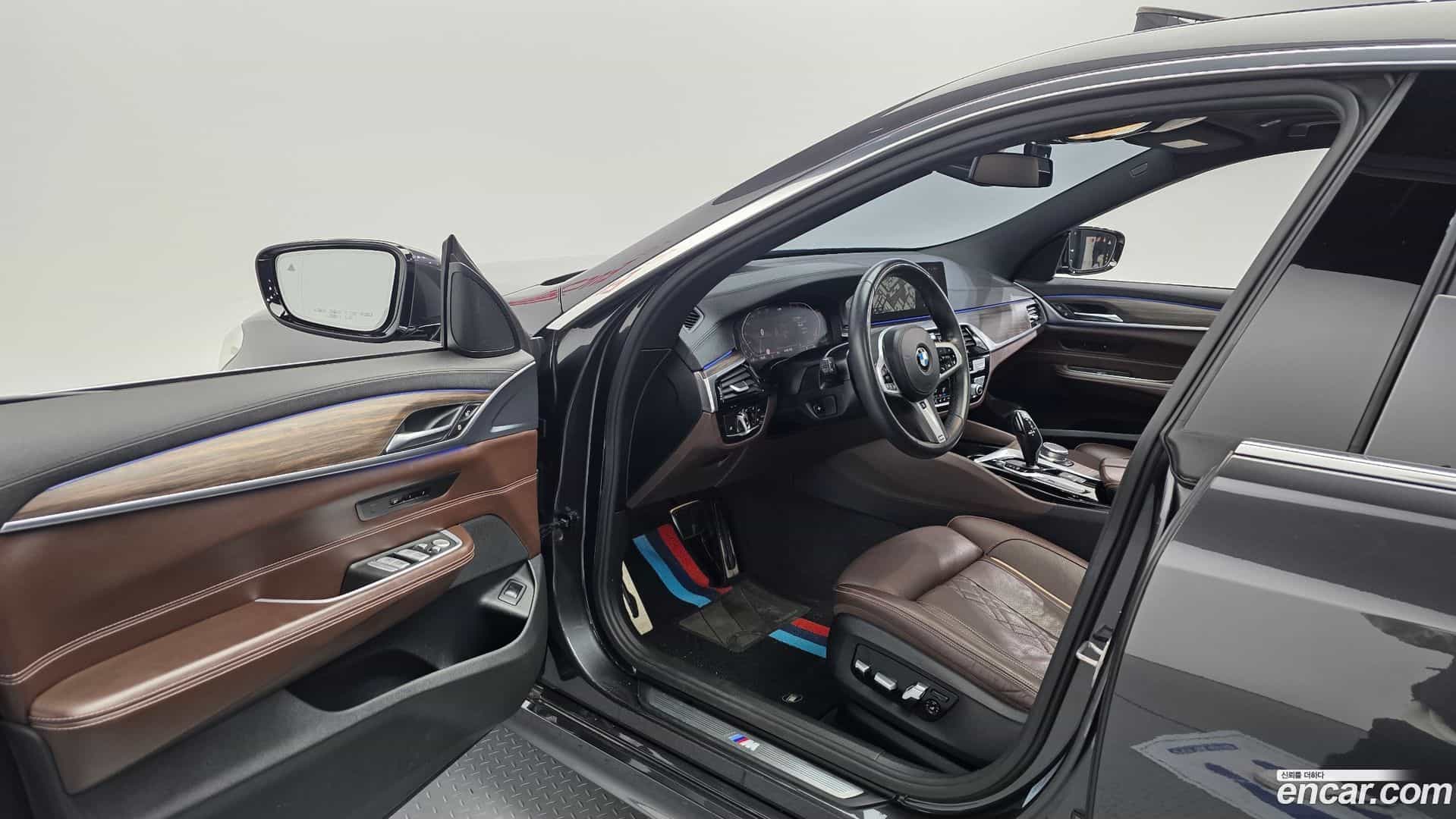 Gran Turismo BMW 2019.11-INNER-010
