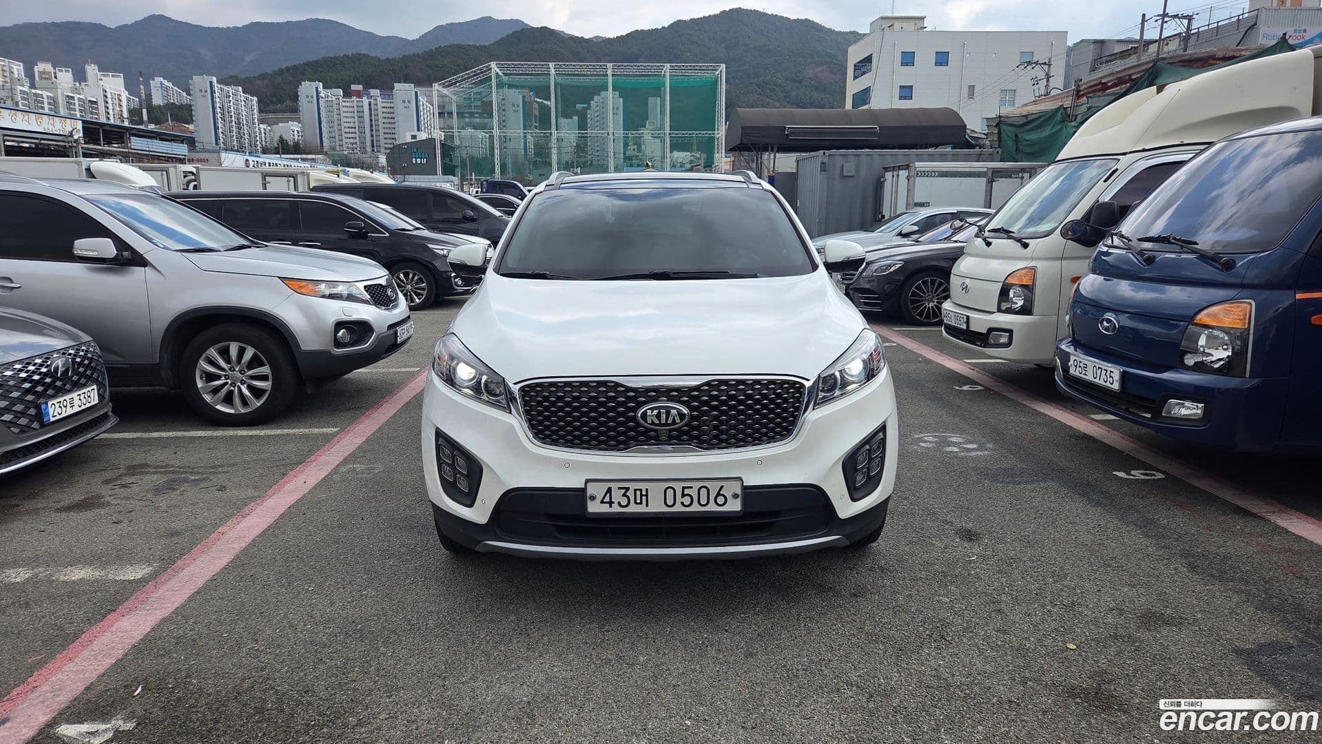 Main__Slider__Photo:Sorento Kia 2016.0-0
