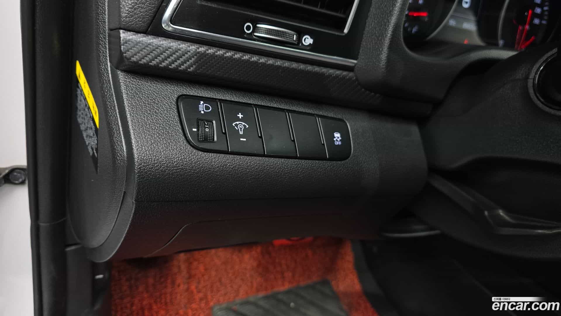 AVANTE Hyundai 2018.3-OPTION-018