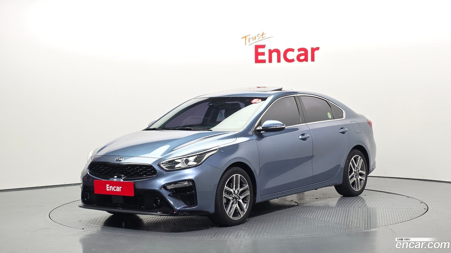 Main__Slider__Photo:K3 Kia 2018.1-0