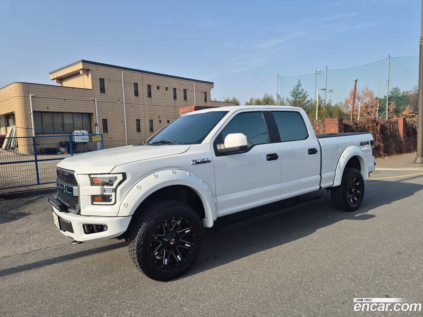 F150 Ford 2016.11-OUTER-002
