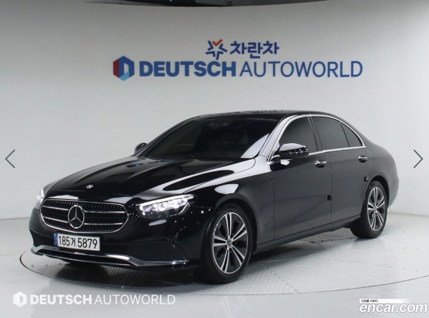 Main__Slider__Photo:E-Class Mercedes-Benz 2021.4-0