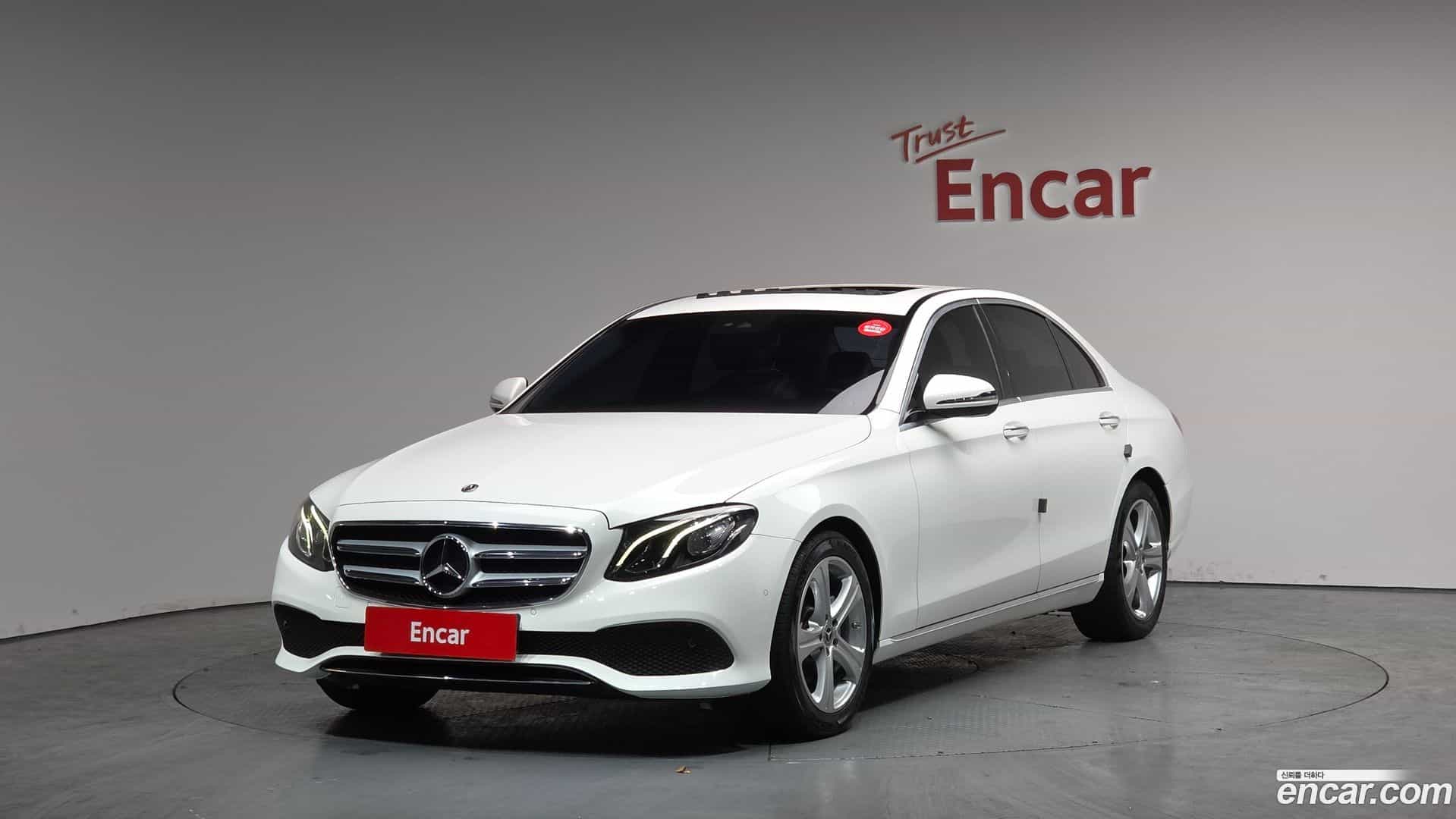 E-Class Mercedes-Benz 2017.8-OUTER-001
