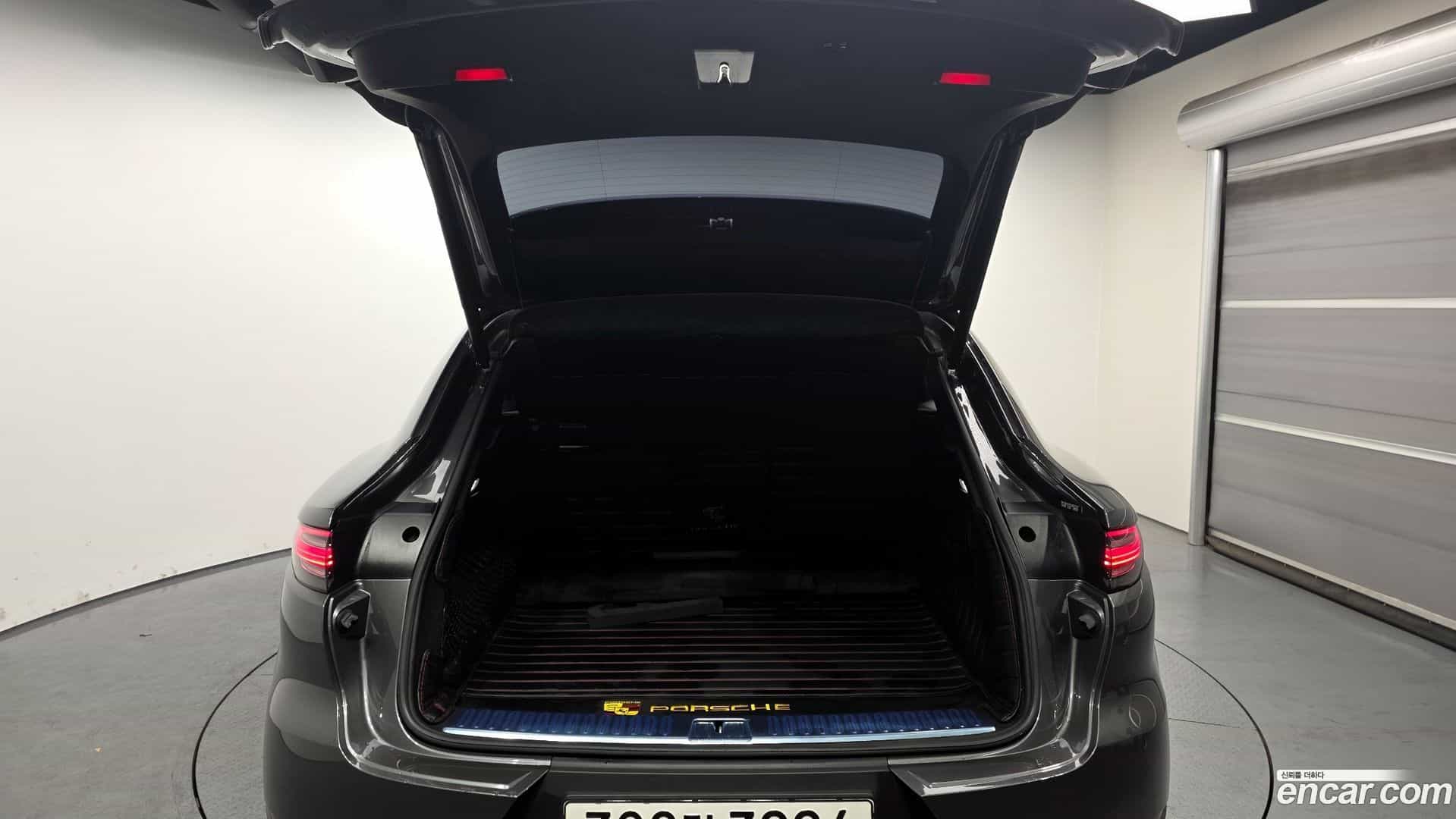 Cayenne Porsche 2020.5-OPTION-024
