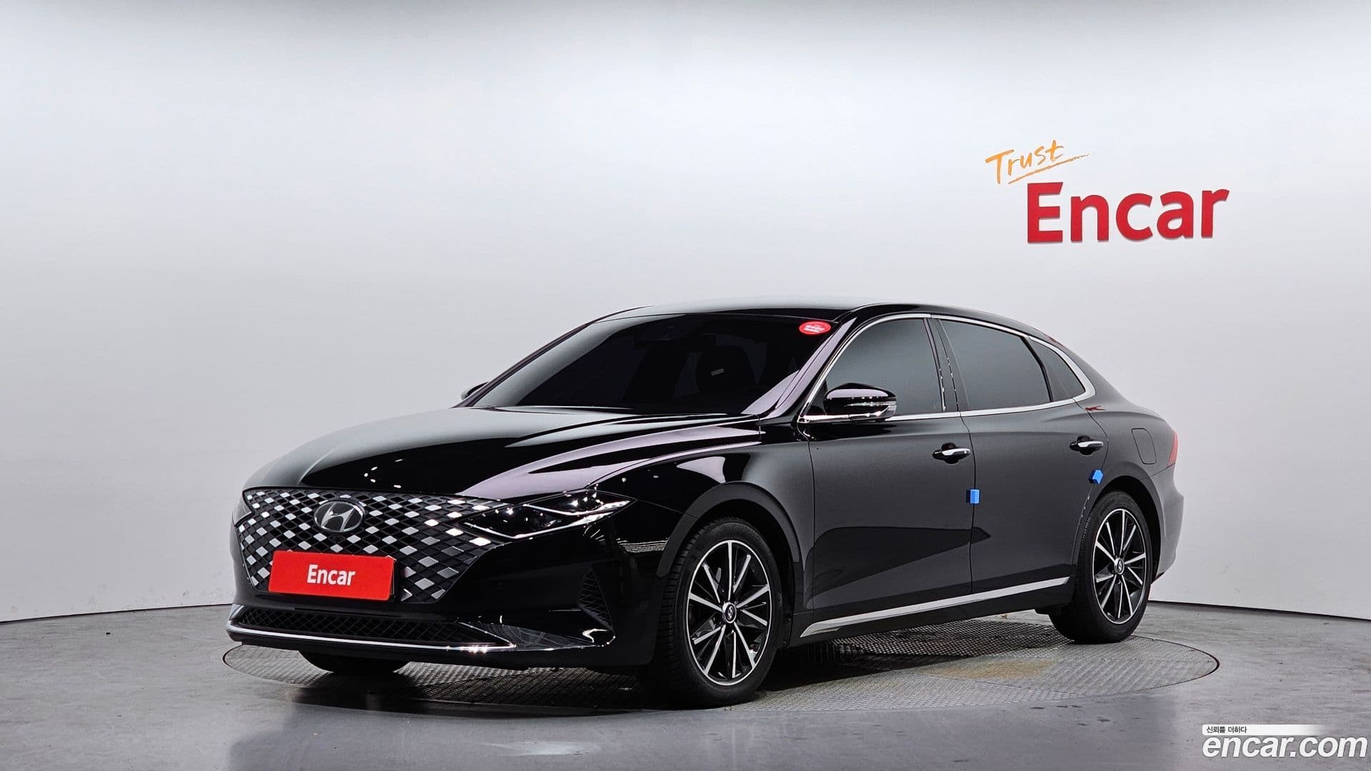 Main__Slider__Photo:Grandeur Hyundai 2022.0-0