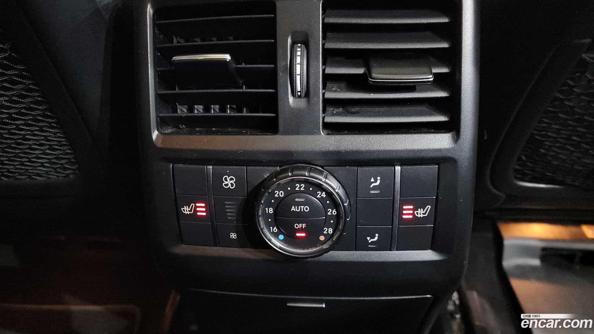 GLS-Class Mercedes-Benz 2016.8-OPTION-023