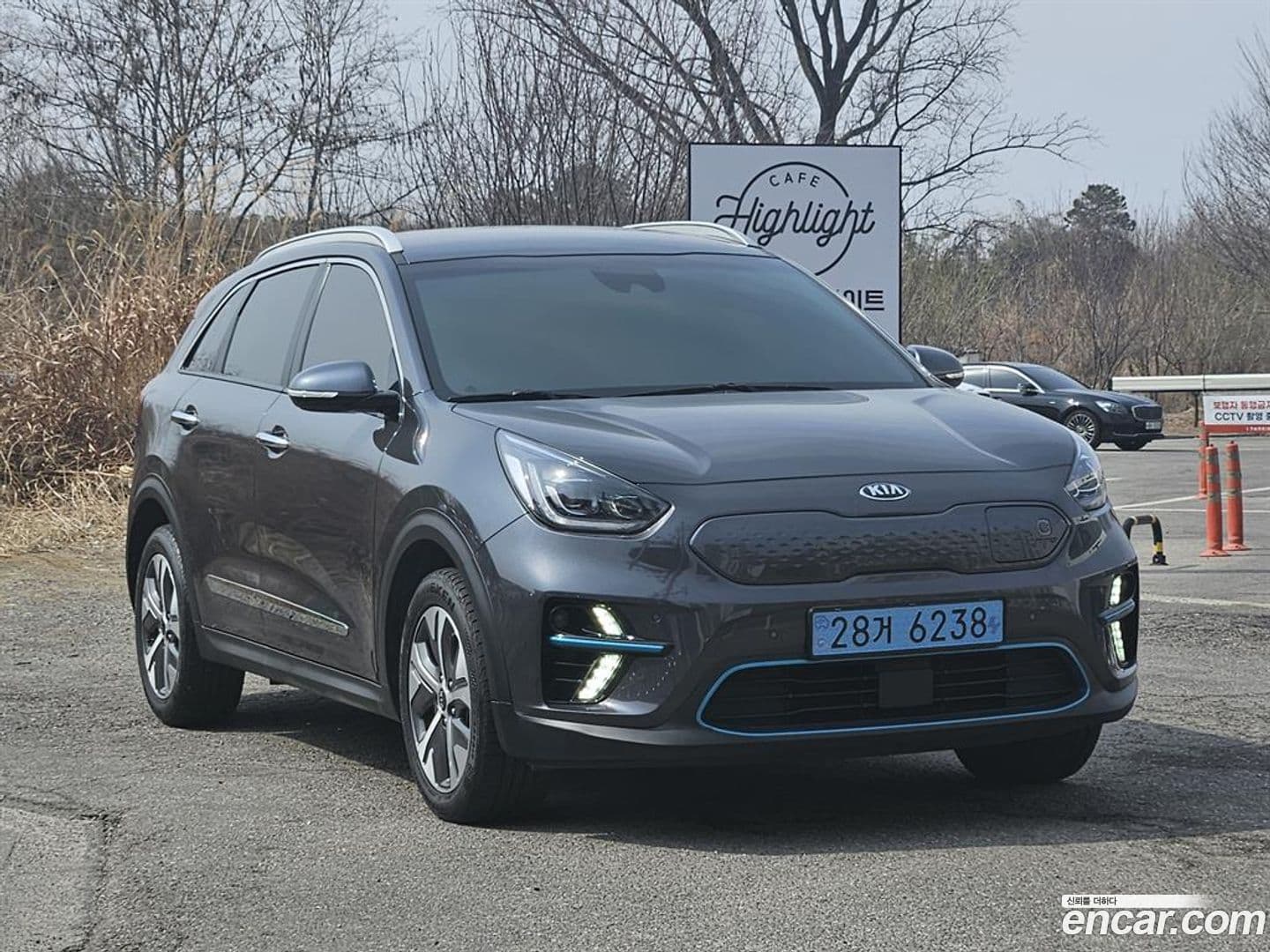 Main__Slider__Photo:Niro Kia 2020.8-0