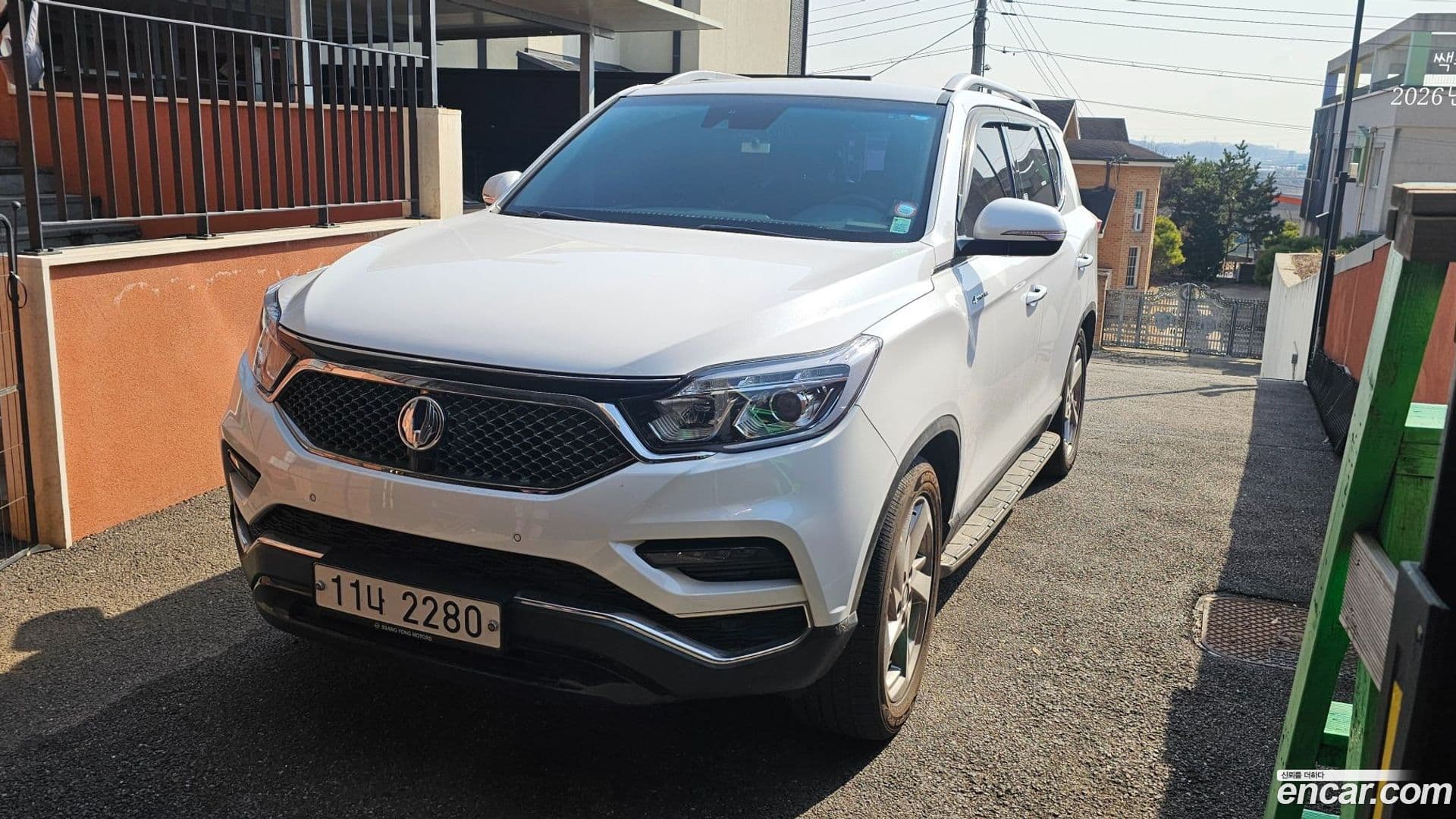 Main__Slider__Photo:Rexton KG Mobility 2017.11-0