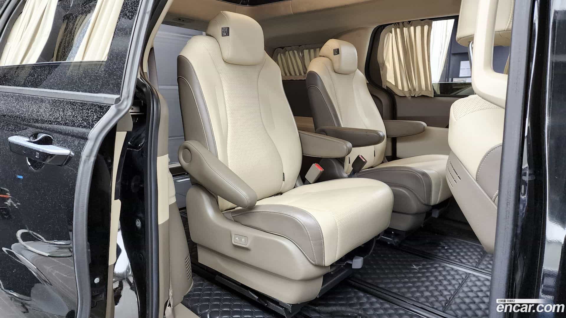 Canival Kia 2021.3-OPTION-016