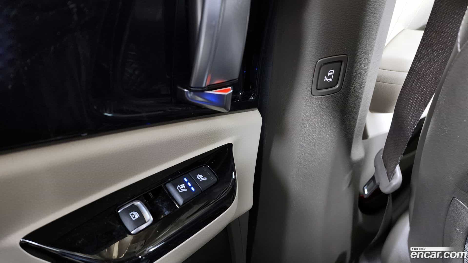 Canival Kia 2021.3-OPTION-023