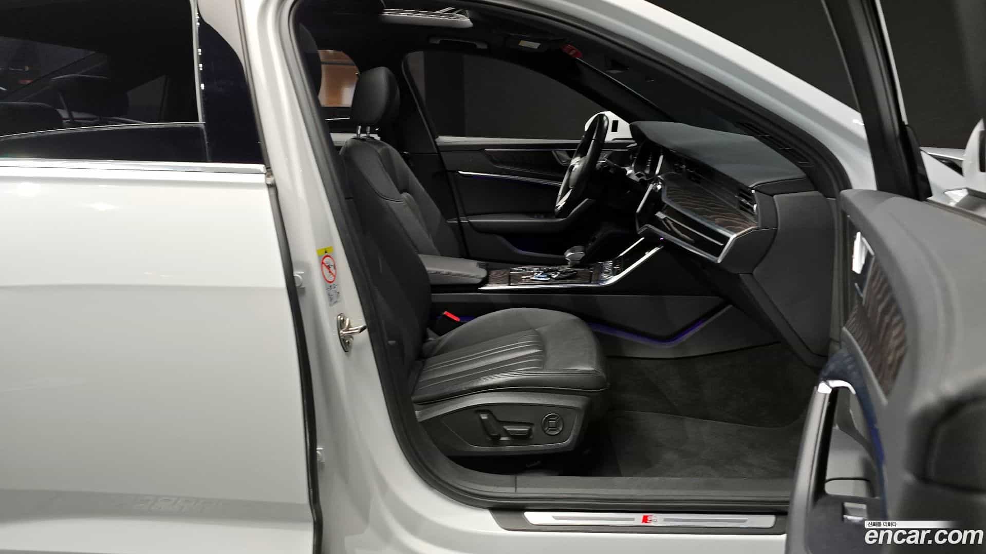A6 Audi 2019.9-OPTION-015