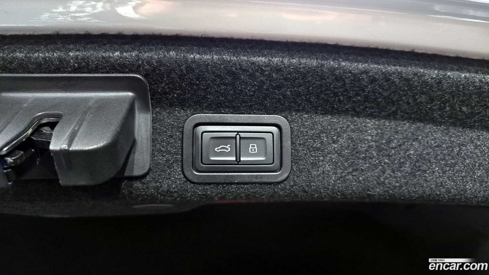 A6 Audi 2019.9-OPTION-024