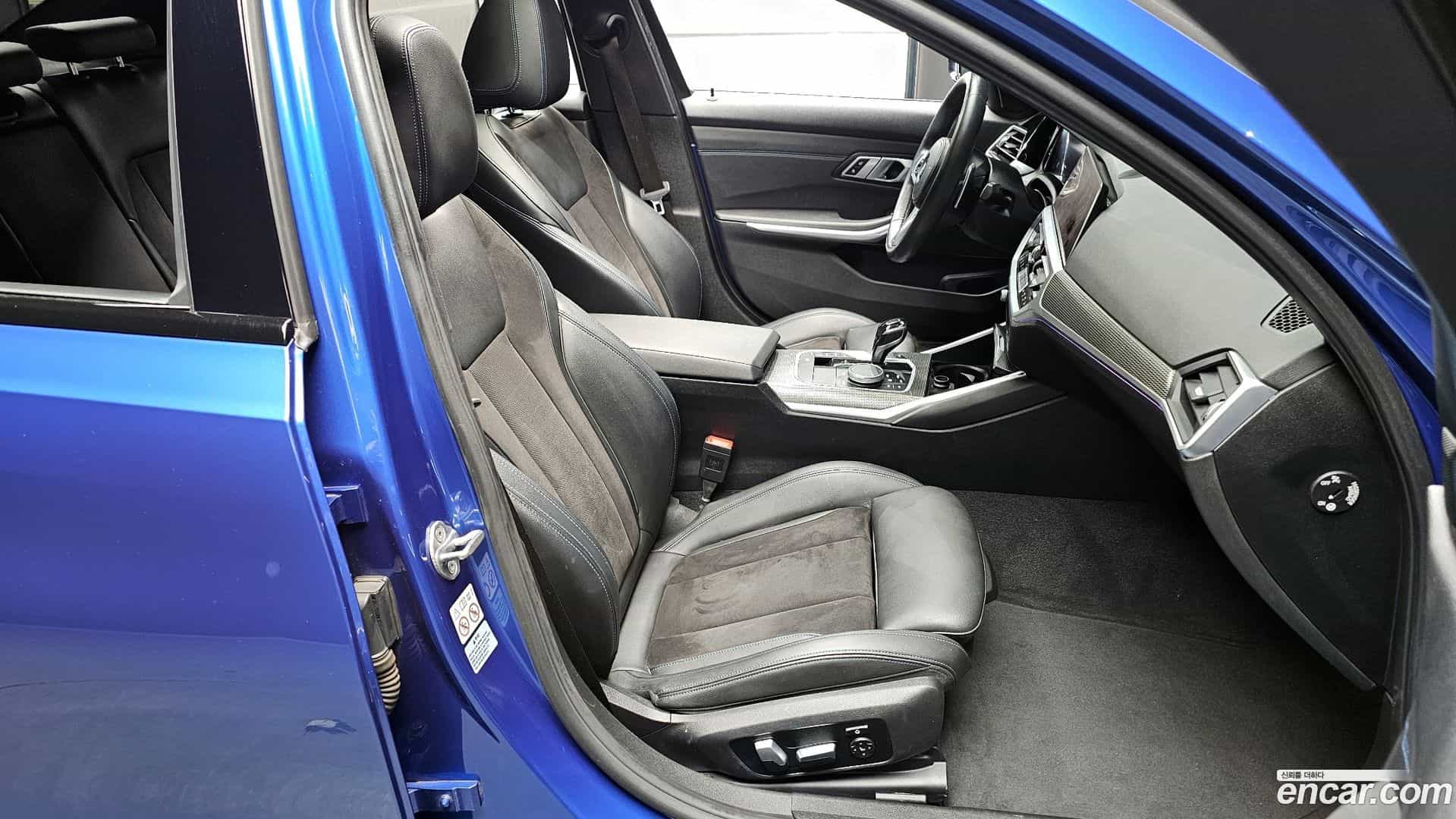 3-Series BMW 2020.10-INNER-010