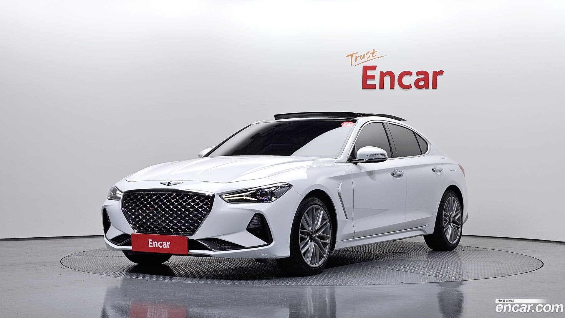 Main__Slider__Photo:G70 Genesis 2019.5-0