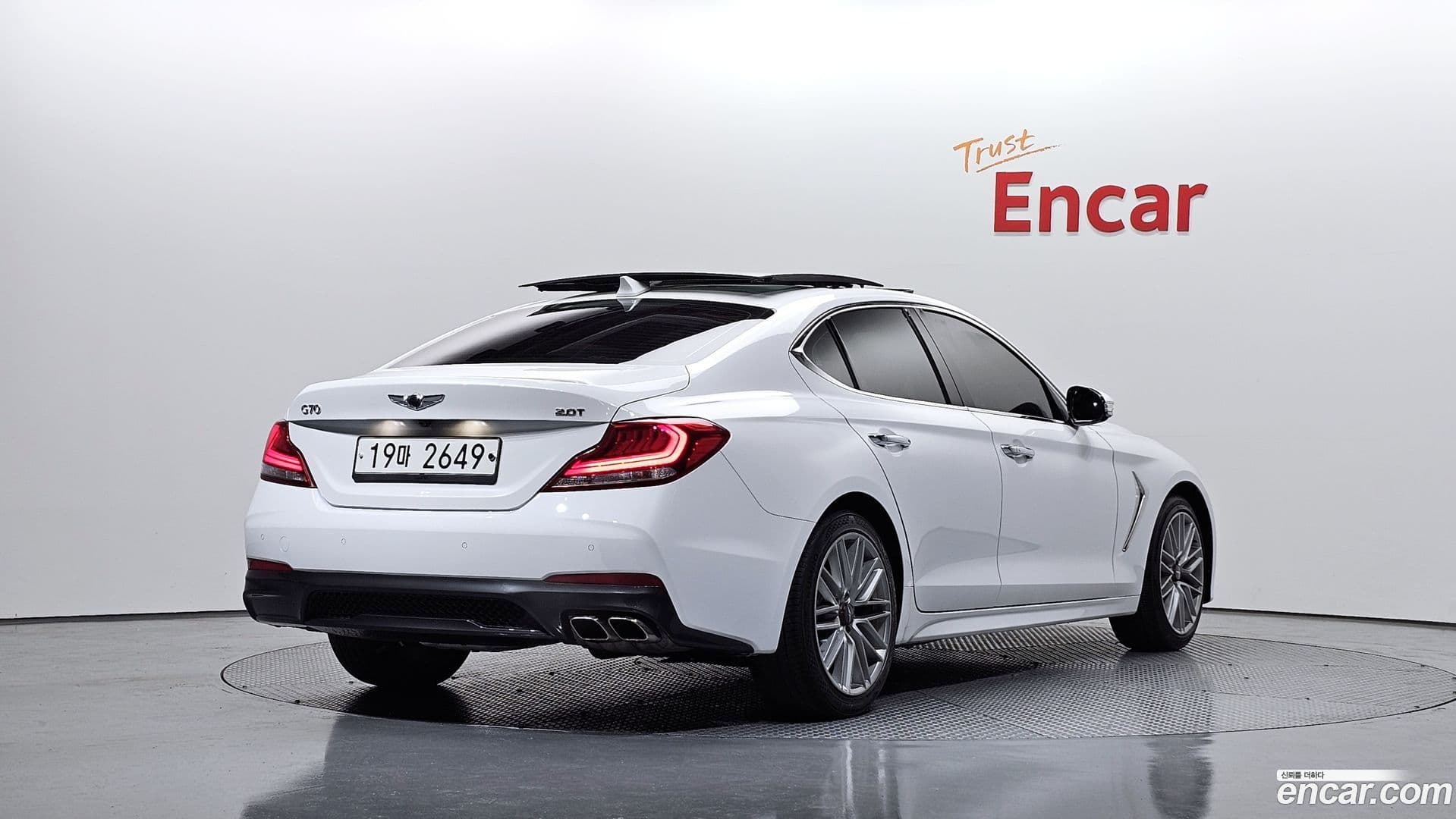 Main__Slider__Photo:G70 Genesis 2019.5-1