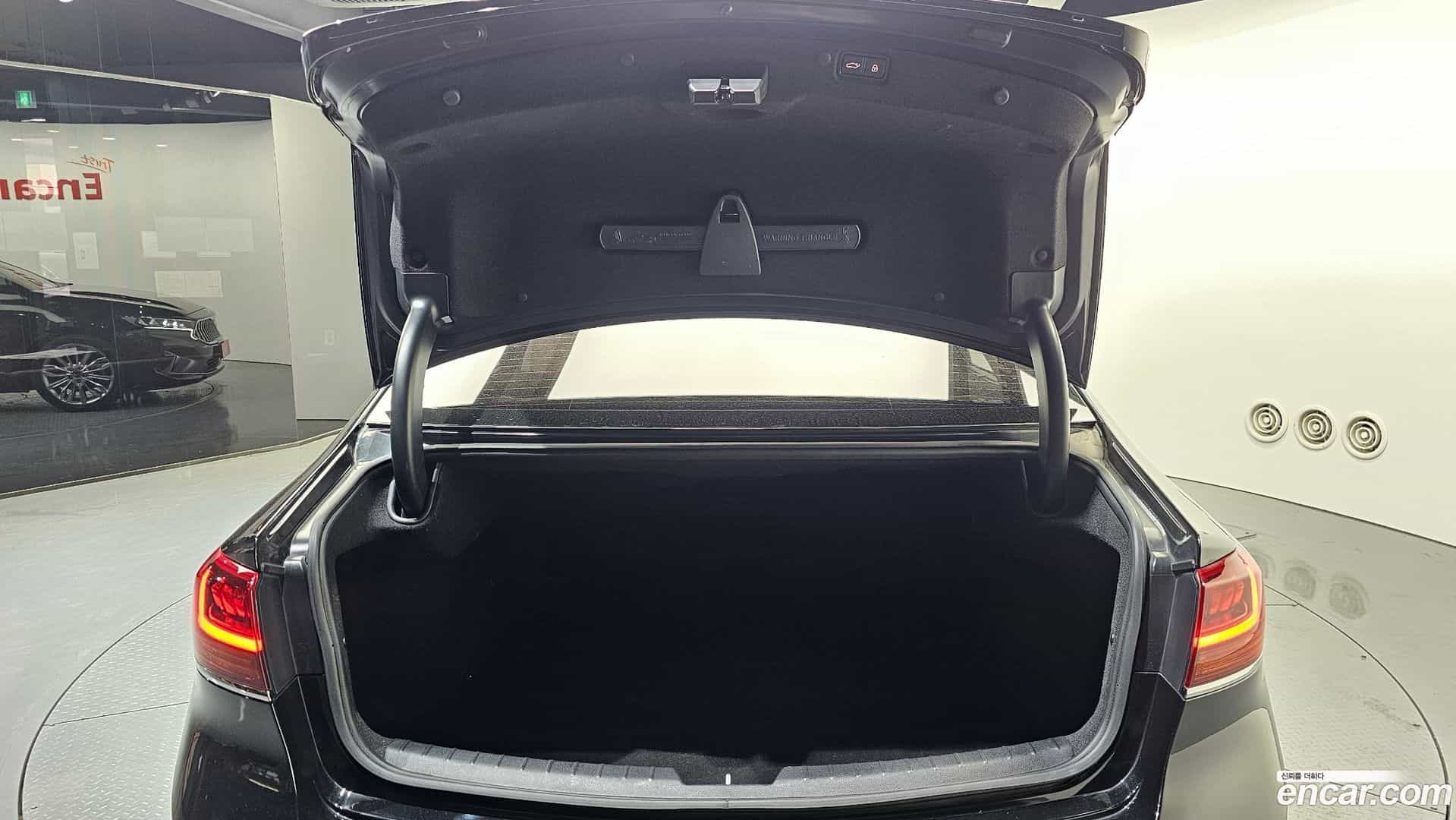 K7 Kia 2021.0-OPTION-024