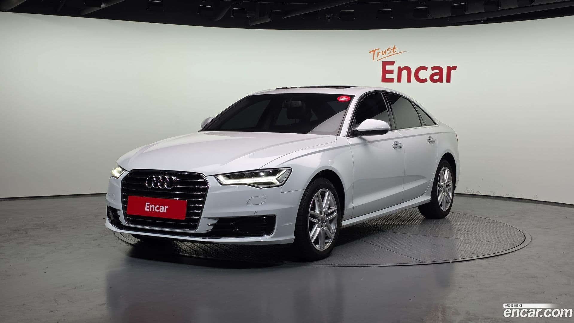 Main__Slider__Photo:A6 Audi 2015.8-0