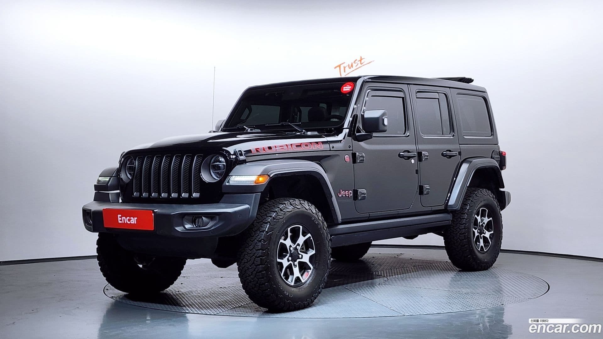 Main__Slider__Photo:Wrangler Jeep 2019.10-0
