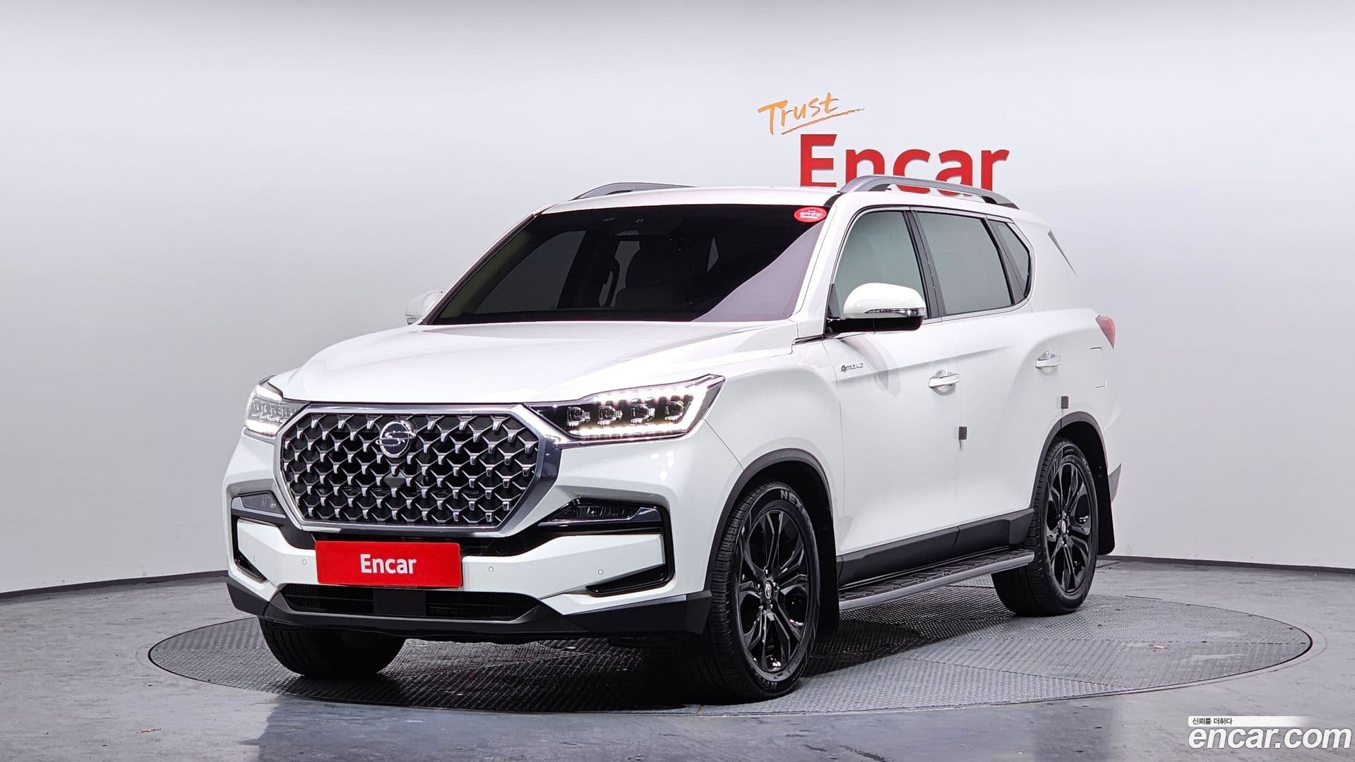 Main__Slider__Photo:Rexton KG Mobility 2021.0-0