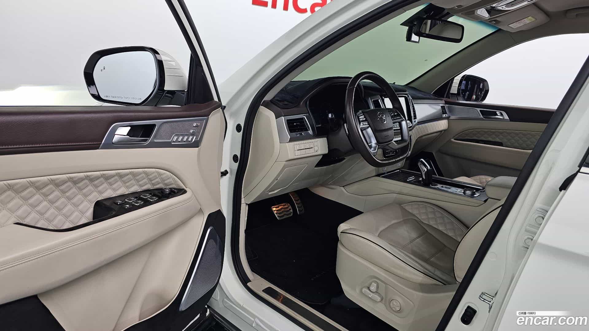 Rexton KG Mobility 2021.0-OPTION-016