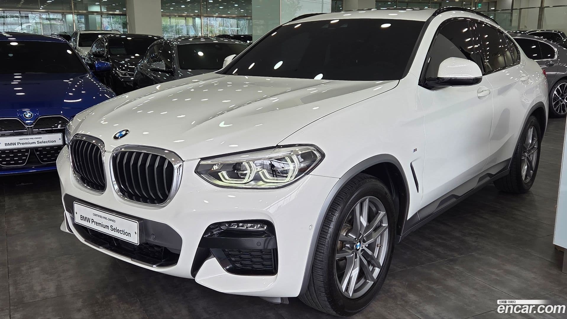 Main__Slider__Photo:X4 BMW 2020.2-0